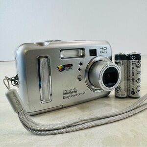 Kodak EasyShare CX7430 4.0MP Digital Camera 3x Opt Zoom, New AA, Tested & Works